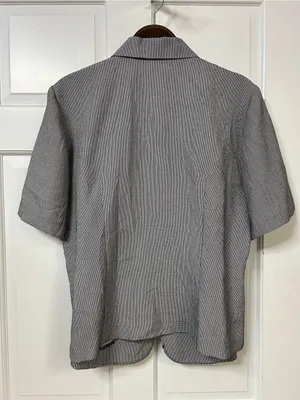 Gray Short thumbnail 4