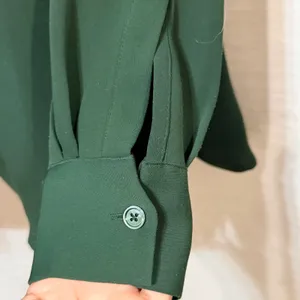 Wilfred Aritzia Forest Green Utility Button Up Shirt Blouse Size 1 PHR4-20059-40 thumbnail 3