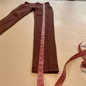 Aeropostale High Rise Leggings Women’s Small Burgundy Active Stretch thumbnail 4