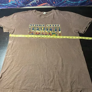 Brown Hawaii Graphic T-Shirt size XL thumbnail 4