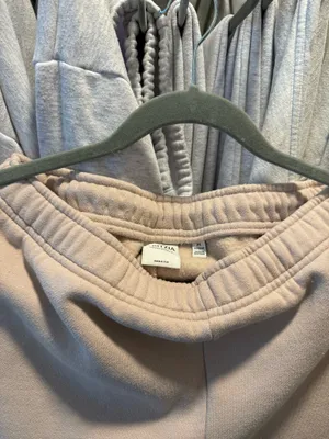 Aritzia Mega Sweatpants thumbnail 3