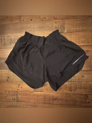 LULU🍋 Hotty Hot Shorts 4” thumbnail 2