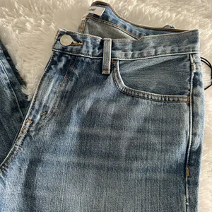 NWT Re/done 70sLow Rise‎ Bell Bottom Jeans Sz 27 thumbnail 9