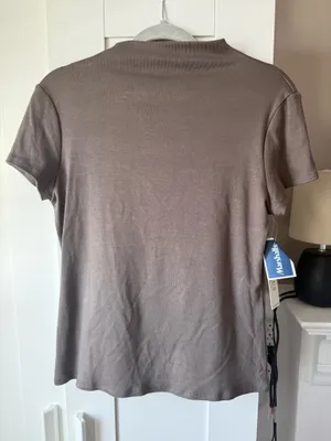 Short Sleeve Mock Neck Brown thumbnail 1