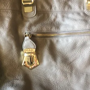 Steve Madden thumbnail 4
