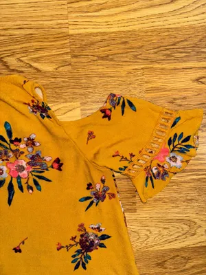 Xhilaration Dress Women’s Size Medium Cold Shoulder Mustard Yellow Floral Rayon thumbnail 11
