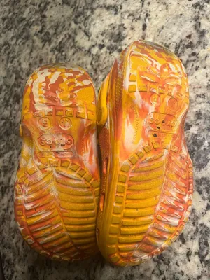 Honey Nut Cheerios Crocs thumbnail 3