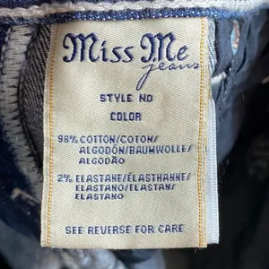 Miss Me Jeans Women's Size 26 boot cut Denim Embellished trim flap‎ Pockets thumbnail 12
