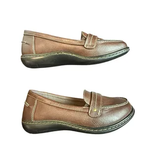 Sbicca Beatrice Brown Penny Loafers Size 8W thumbnail 3