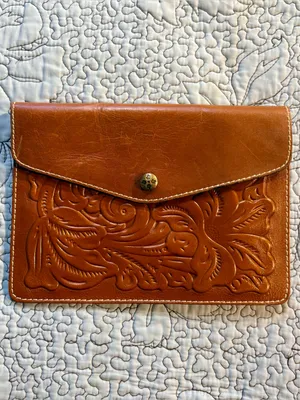 💥Patricia Nash Tooled Leather Tech Portfolio Envelope Clutch Brown💛 thumbnail 7