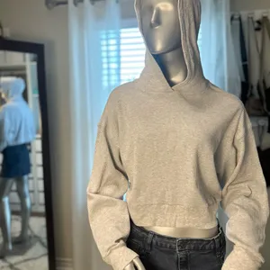 Aritzia The Group Babaton Waffle Knit Cropped Hoodie M Neutral Gray thumbnail 2