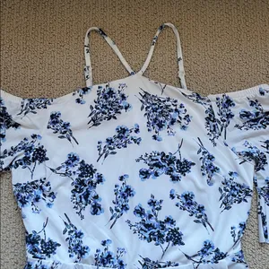 VENUS Blue Floral Off-Shoulder Jumpsuit thumbnail 10