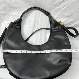 Melie Bianco Vegan Leather Black Danni Large Convertible Hobo Bag thumbnail 11