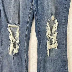 Forever21 Jeans Flare Leg High Rise Busted Knees Raw Hem Dark Wash Stretch‎ 29 thumbnail 3