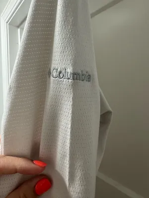 Columbia Women's White Long-Sleeve Half-Zip Performance Top thumbnail 3