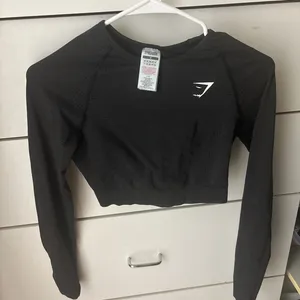 Gymshark Crop Top Long Sleeve thumbnail 1