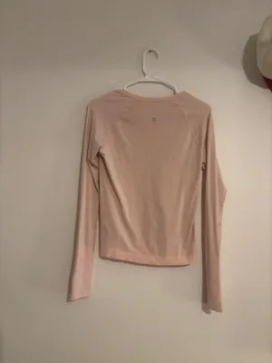 Light pink lululemon race length swiftly tech long sleeve  thumbnail 4