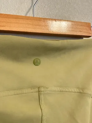 Lululemon Instill High-Rise Tight 25" sz. 10 in bronze green thumbnail 7