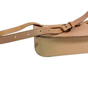 Madewell The Simple Pouch‎ Belt Bag in Linen Cream Leather thumbnail 11