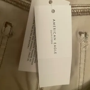 American Eagle Outfiters thumbnail 8