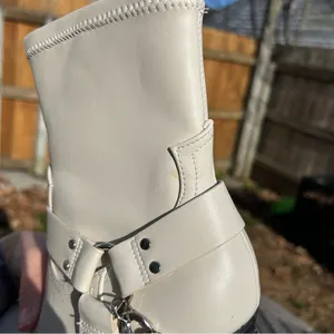 DV Dolce Vita Women's Keeler Harness Moto Engineer Chain Heeled‎ Boots size 9 thumbnail 7