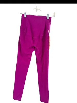Hatch Magenta Maternity High-Waist Leggings thumbnail 3