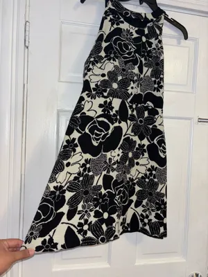 Zara Basic White Black Sleeveless Fit and Flare Dress S Floral Cut Out Back thumbnail 5