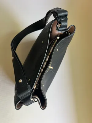Kate Spade Marti Small Bucket Bag Black Pebbled Shoulder Crossbody NWOT thumbnail 4