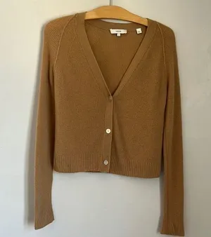 Vince Tan cashmere feel Cardigan Sweater V-Neck Knit. Size Large thumbnail 1