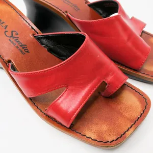 Vintage 90s Gama Studio Red Leather Platform Clog Toe Sandals thumbnail 4