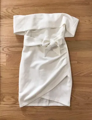 Show Po White Dress thumbnail 1
