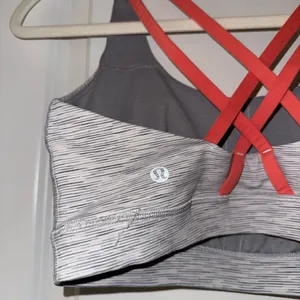 Lululemon Sports Bra thumbnail 4