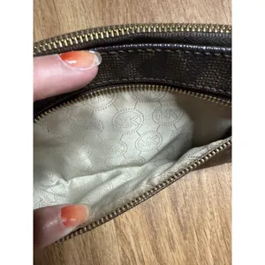 Michael‎ Kors Brown Wristlet Pouch Gold Hardware Front Zip Pocket thumbnail 4