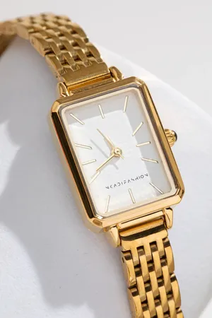 Mila 18K Gold Minimalist Watch thumbnail 4