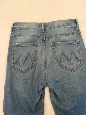MOTHER Denim Jeans Fray Insider Crop thumbnail 3