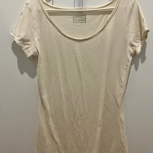 Women's White Top by Hoodies gently worn thumbnail 1