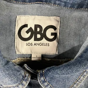 GBG Denim Jacket Sherpa Sleeve Womens S Trucker Blue Two Tone Cozy Cabin Fall thumbnail 7