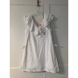 Lilly Pulitzer Emiline Eyelet Romper White Ruffle V-Neck Cotton Dress Size 8 thumbnail 2