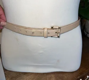 Medium Leather Belt Beige Buckle Women's Accessory All Leather Made in‎ Uruguay thumbnail 1