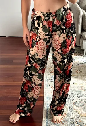 Anna Sui Wide Leg Floral Pants Size 6 black red green thumbnail 1