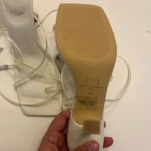 Marc Fisher LTD Dariana Strappy Sandal size 8 white‎ thumbnail 7