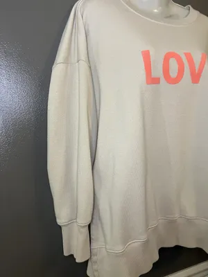 Aerie Sweatshirt Womens Medium Cream LOVE Graphic Fleece Pullover Relaxed Fit thumbnail 3