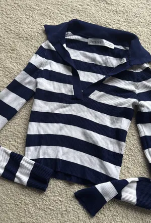 Bershka Top thumbnail 1