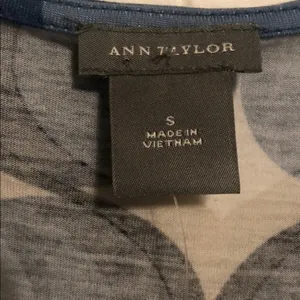 Ann Taylor Tank Blue White Beige Geo Print Office Chic Summer Top S thumbnail 6