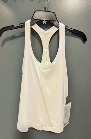 Lululemon tank top thumbnail 1