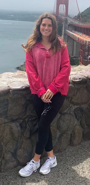 Boutique Sweater Size M thumbnail 1