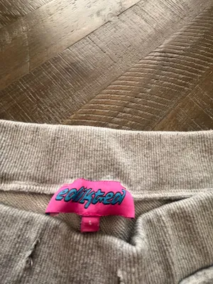 Edikted Grey Sweatpants thumbnail 2