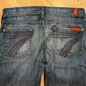 👖 7 For All Mankind Women's 26 Crop Dojo‎ Dark Jeans Designer Denim Made In USA thumbnail 5