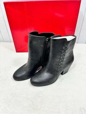 AEROSOLES Vitality Black Leather Ankle Booties with Stitch Detail Size 7 thumbnail 3