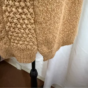 Crown & Ivy Tan Oversized Long Sleeve Cable Knit Mock Neck Sweater Size XL thumbnail 5